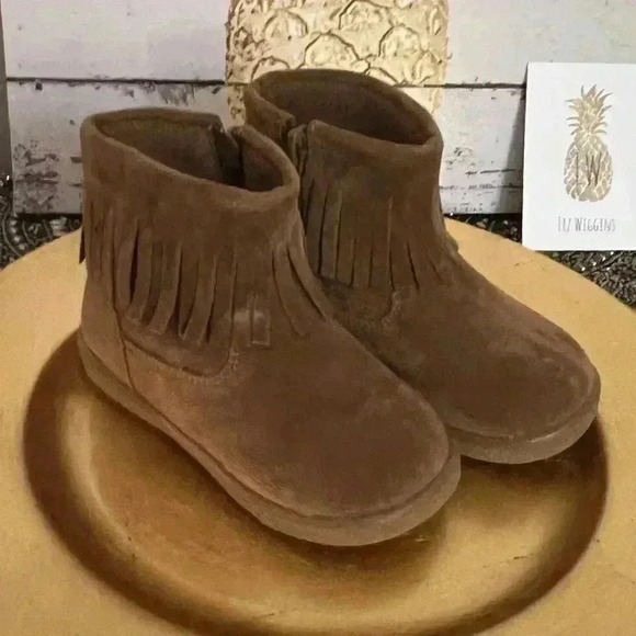 XEYES LITTLE GIRLS COGNAC FRINGE BOOTS NIB SIZE 6 - Picture 3 of 12
